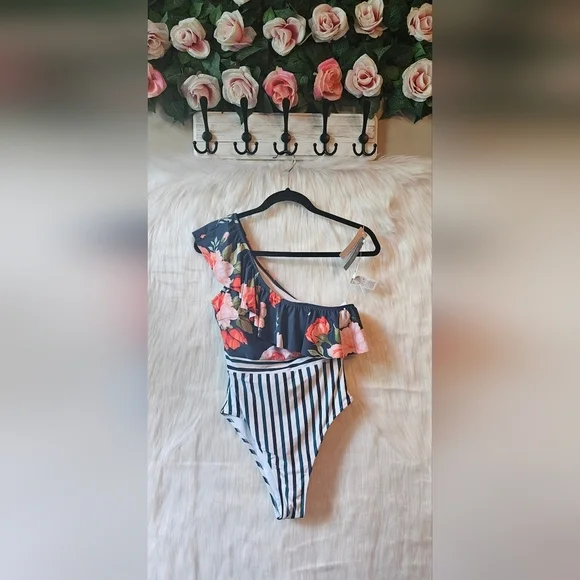 Cupshe Ellis Riviera Floral & Stripes Ruffled Asymmetrical Swimsuit - Picture 2 of 9